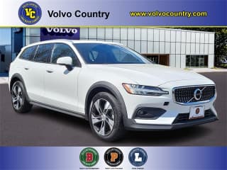 Volvo 2021 V60 Cross Country